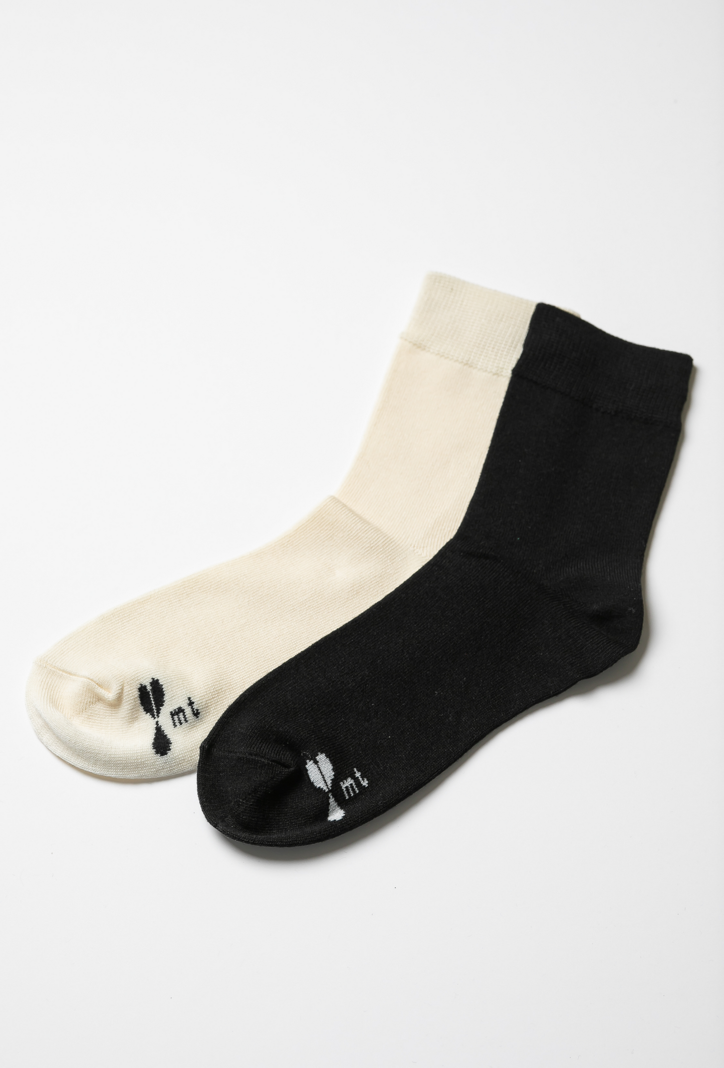 Yamituki Socks ~履く美容液~
