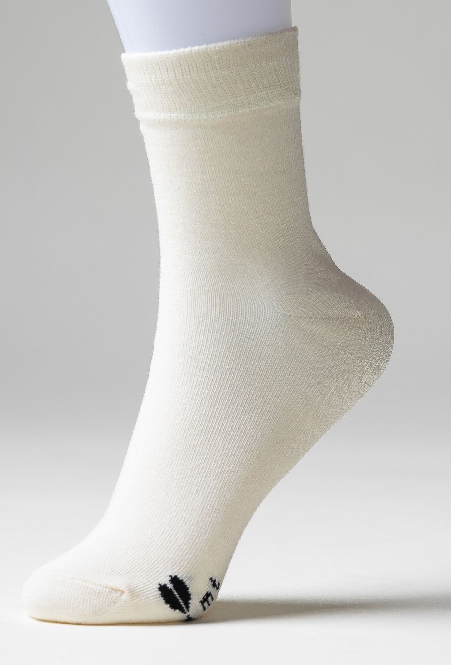 Yamituki Socks ~履く美容液~